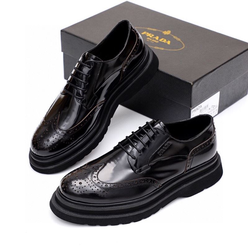 Pra*a leather shoes